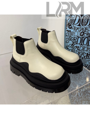 Bottega Veneta Tire Calfskin Short Chelsea Boots White/Black 2021 112057