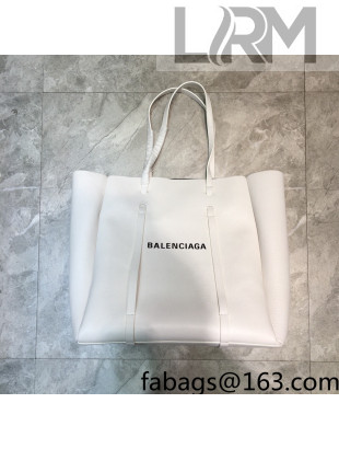 Balenciaga Everyday Medium Tote Bag in White Grained Calfskin 2022 