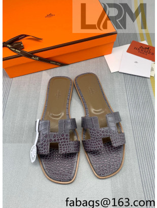 Hermes Oran Crocodile Embossed Leather Flat Slide Sandals Grey 2022 05