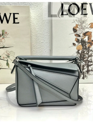 Loewe Puzzle Mini Bag in Smooth Calfskin Pearly Shiny Grey 2022 10173