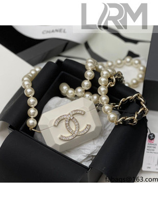 Chanel Evening Clutch Bag with Imitation Pearls Chain White Pre-Fall 2021 
