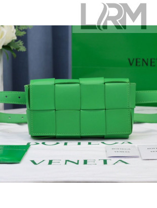 Bottega Veneta The Belt Cassette Bag in Maxi-Woven Lambskin Green 2021 01
