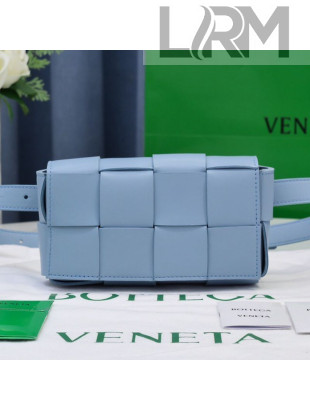 Bottega Veneta The Belt Cassette Bag in Maxi-Woven Lambskin Blue 2021 02