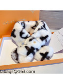 Louis Vuitton Monogram Fur Scarf White/Black 2021 110402