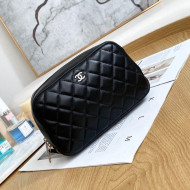Chanel Lambskin Mini Cosmetic Vanity Pouch Black 2022 06