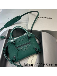 Balenciaga Neo Classic Mini Bag in Maxi-Crocodile Embossed Leather Green/Black Hardware 2021 638512