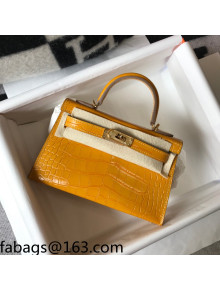 Hermes Kelly Mini Bag 19cm in Crocodile Embossed Calf Leather Amber Yellow/Gold 2021 