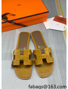 Hermes Oran Crocodile Embossed Leather Flat Slide Sandals Yellow 2022 02