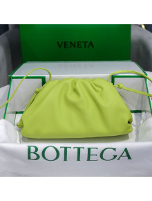 Bottega Veneta The Mini Pouch Soft Clutch Bag in Kiwi Green Calfskin 2020 585852