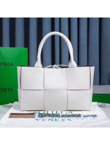 Bottega Veneta Arco Tote Bag in Maxi-Woven Lambskin White 2020 614486