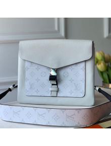 Louis Vuitton Men's Outdoor Flap Slim Messenger Shoulder Bag M30411 White 2020