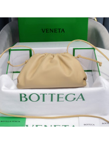Bottega Veneta The Mini Pouch Soft Clutch Bag in Porridge Nude Calfskin 2020 585852